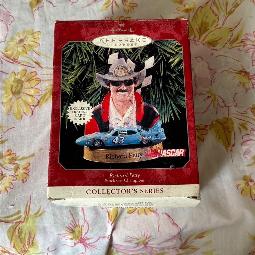 Richard Petty Hallmark #43 Keepsake Ornament without card.Box is damaged